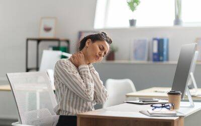 Blog | District Wellness | We Are The Top-Rated Chiropractic Office In Arlington, Va. What causes chronic neck pain? Symptoms & natural solutions