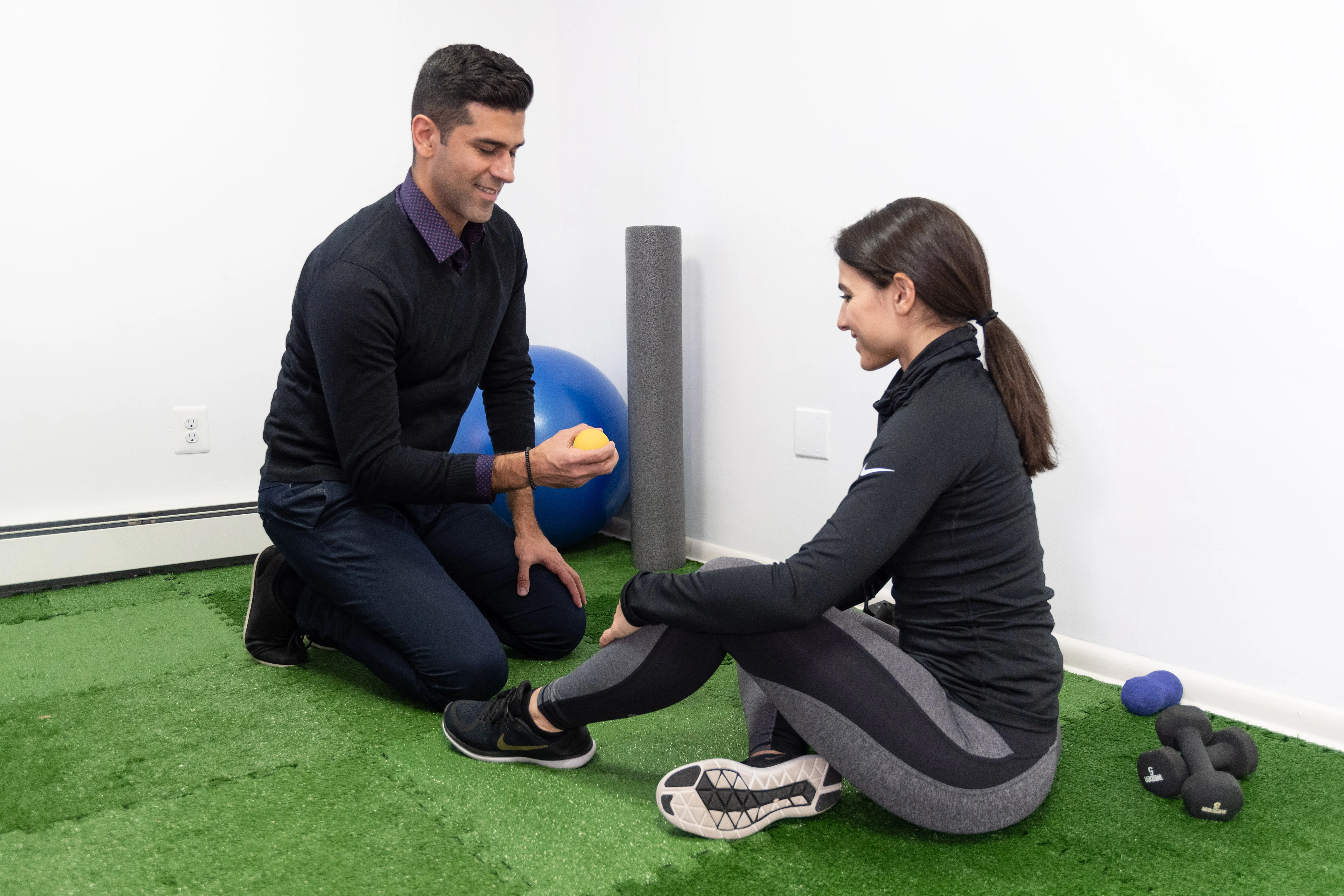 Corrective exercise and balance training for sacroiliac joint stability at District Wellness Arlington VA